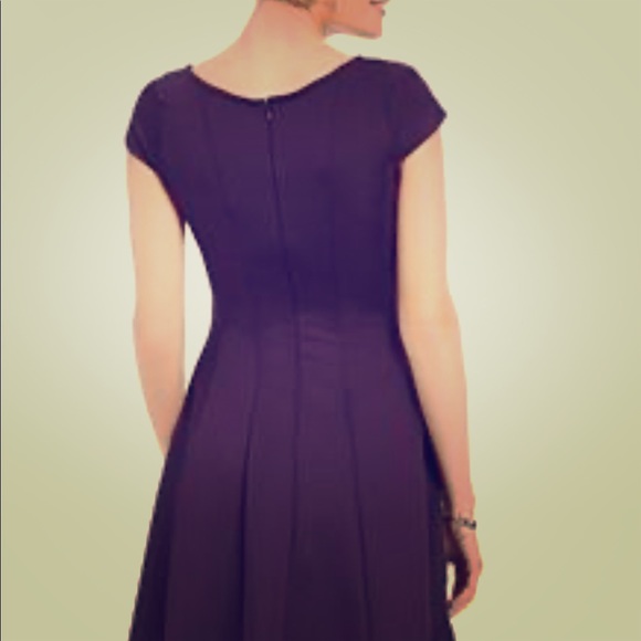 Donna Ricco -Elegant and class - Picture 2 of 10